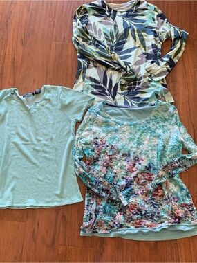 3 Piece bundle of turquoise blues,  and purple  top all size small,